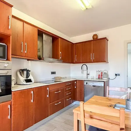 Fantastico Piso Con 3 Dormitorio En Can Picafort *